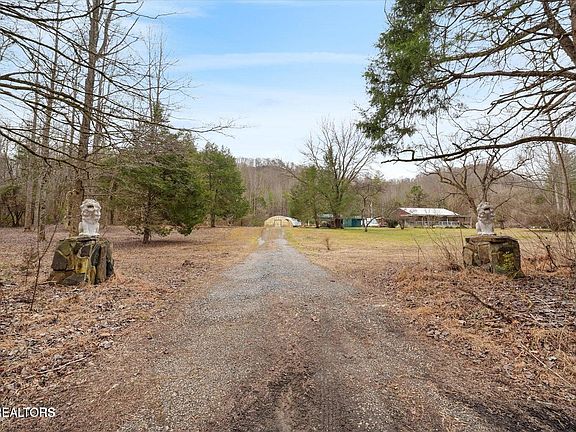 5th image of 1223 Rocky Flats Rd