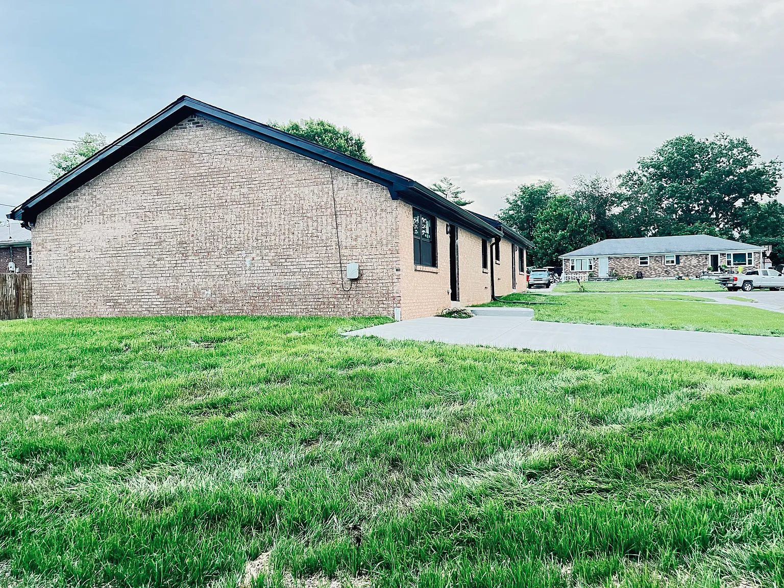 2 bed, $1,650 — Photo 3