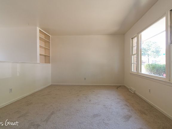 3rd image of 2632 Ellison Ave