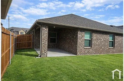 1323 Taggart St Photo 1