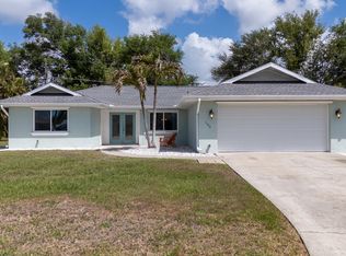 153 Hourglass Dr, Venice, FL 34293