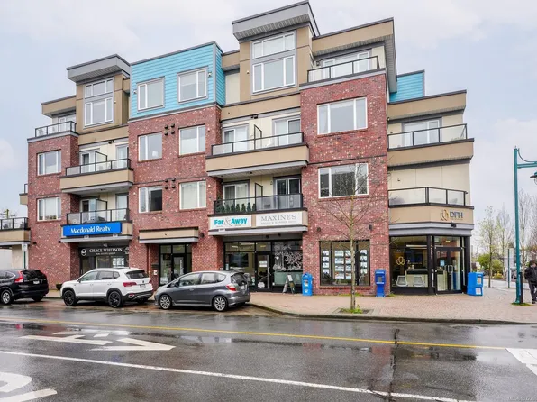 2409 Bevan Ave #401, Sidney, BC V8L 4R5