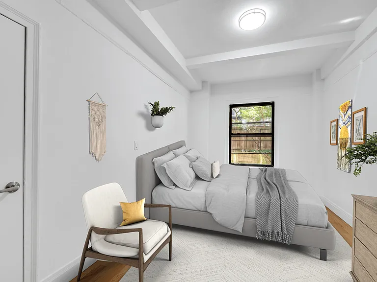 52 Clark St #1L — Photo 5