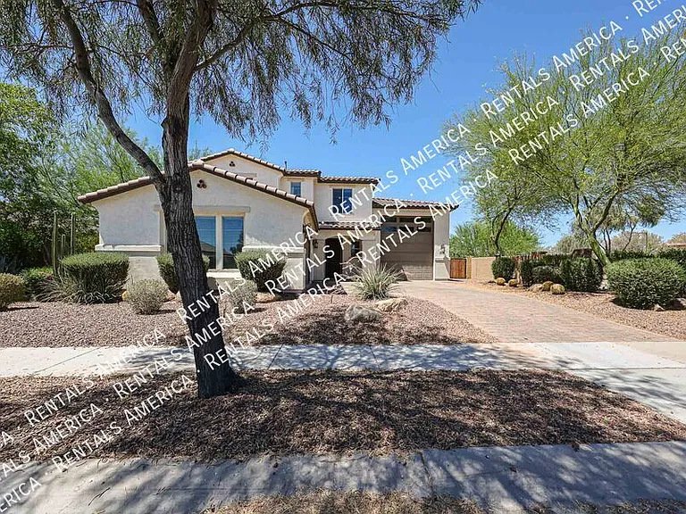 17268 W Straight Arrow Ln — Photo 2
