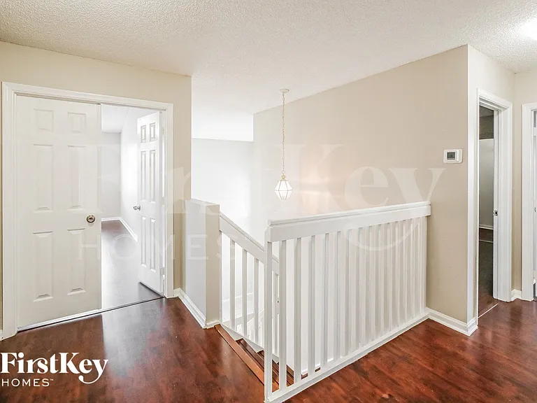 1436 NW 159th Ln — Photo 2