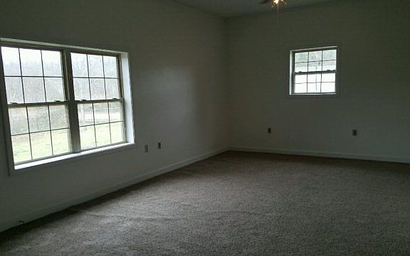 3rd image of 809 W McSwain Dr
