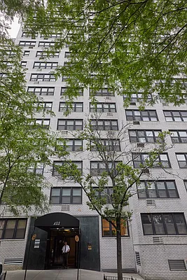 Rented by Brown Harris Stevens | media 10