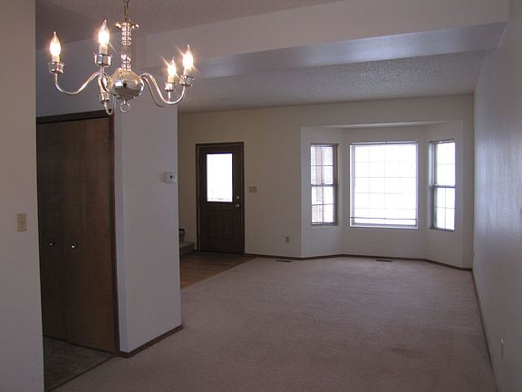 3rd image of 7950 Telegraph Dr