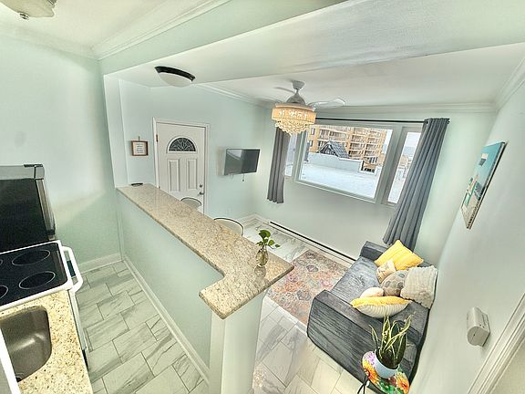4th image of 5003 Atlantic Ave APT 7