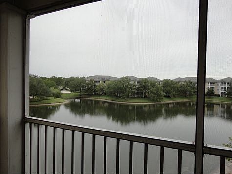 4th image of 4107 Chatham Oak Ct APT 320