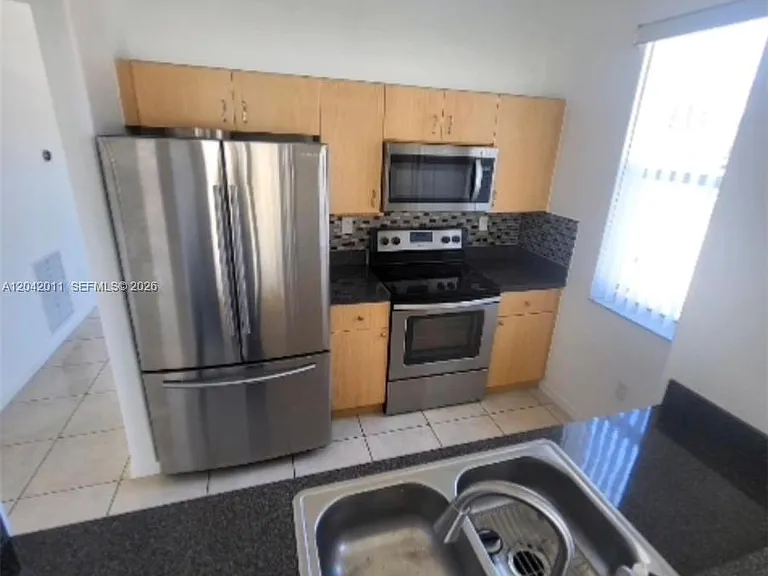 23752 SW 110th Ave — Photo 5