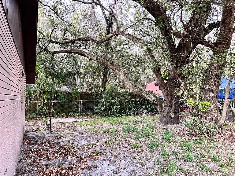 9801 N Aster Ave #A — Photo 15