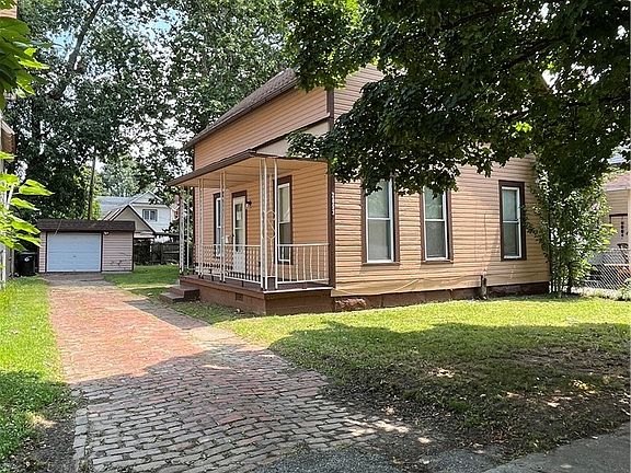 3rd image of 2053 W 95th St