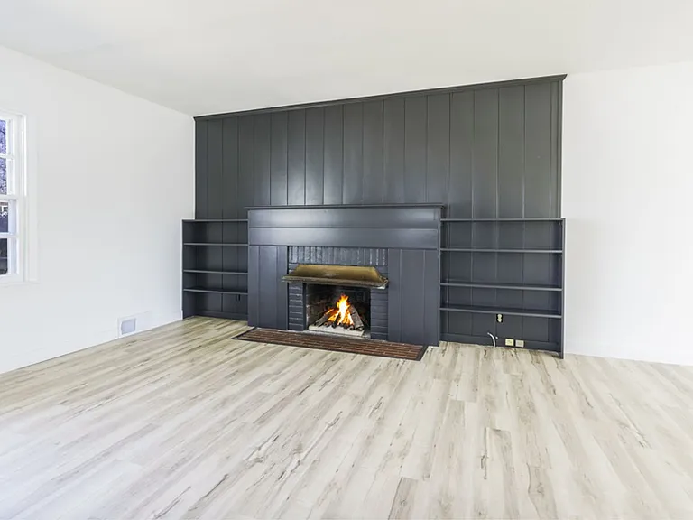 1122 Franklin St — Photo 8