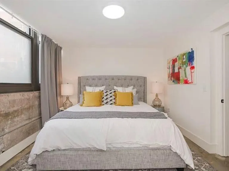 1535 Walnut St #108 — Photo 9