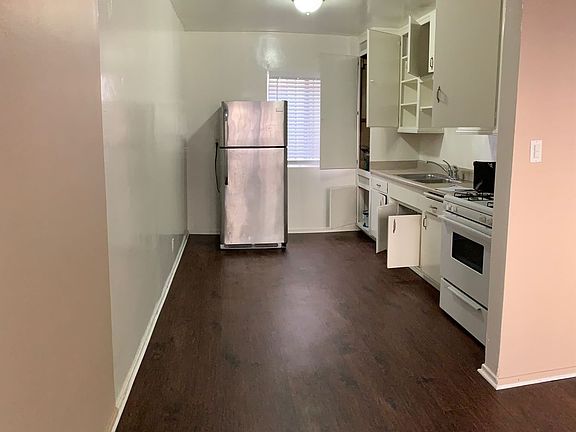 2nd image of 1854 San Francisco Ave APT 2