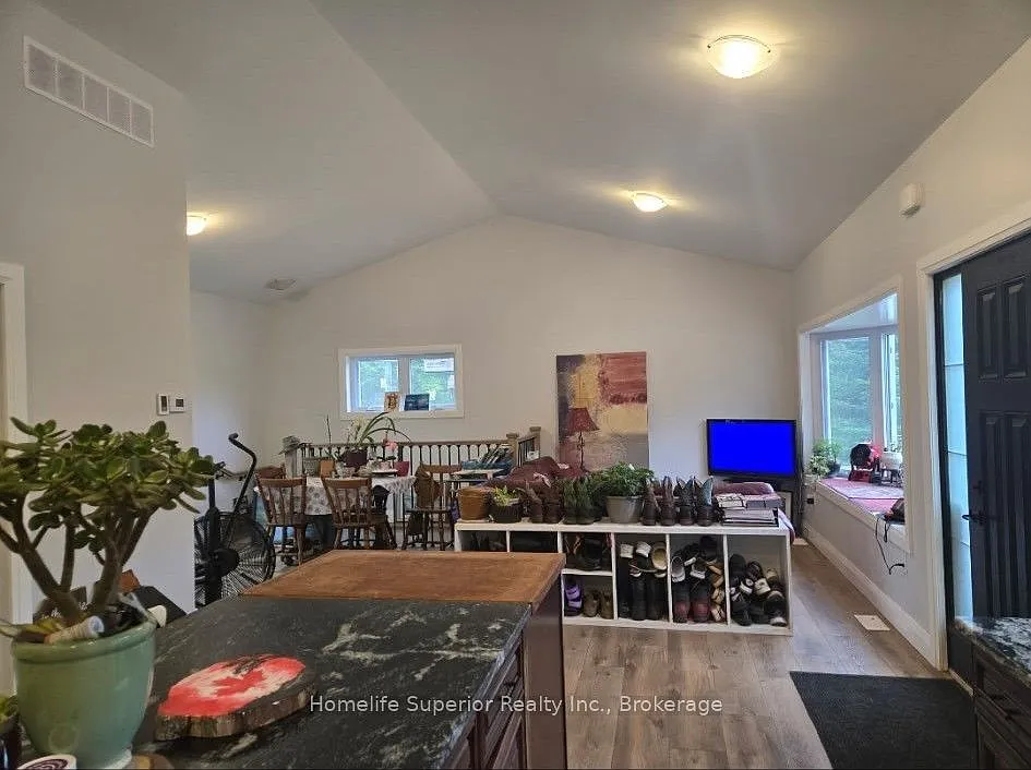 3 bed, $2,800 — Photo 4