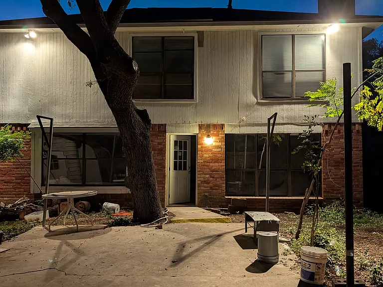 9202 Proclamation Dr — Photo 24