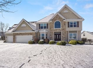 1186 Windward Ln, Kent, OH 44240