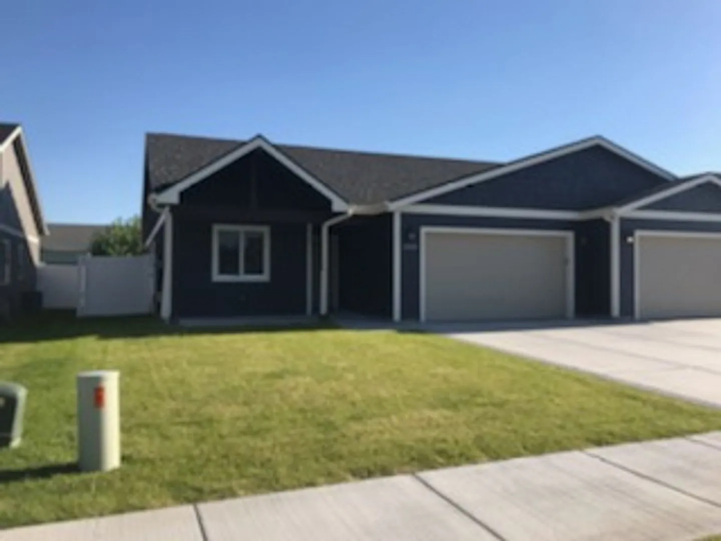 Newer Town Home — Photo 2