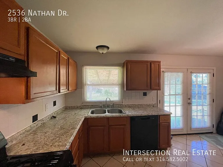 2536 Nathan Dr — Photo 8