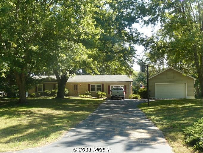 1st image of 30098 Broken Arrow Ln
