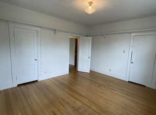 95 Coolidge St #3R, Brookline, MA 02446
