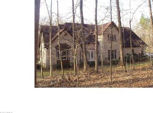 5075 Foxburrow Rd, Greensboro, NC 27406