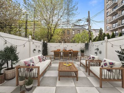 158 15th St #1B, Brooklyn, NY, 11215