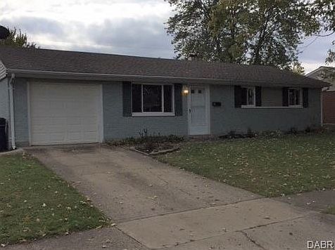 1st image of 145 Bayview Ave