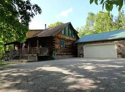 1st image of 122 Satinwood Ln