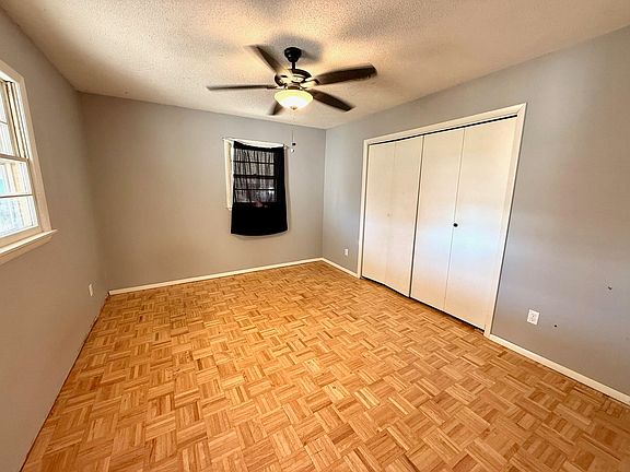 5th image of 107 W Main St