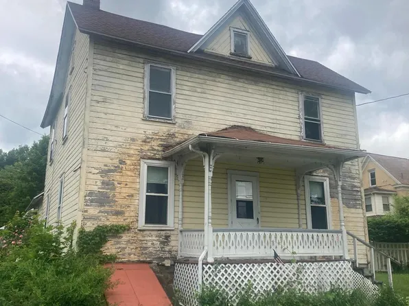 17 SW 3rd Ave, Clearfield, PA 16830