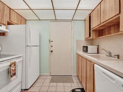 101 E Mcnab Rd #209, Pompano Beach, FL, 33060