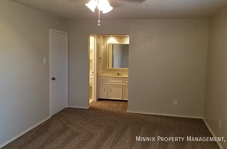 8207 Memphis Ave #B — Photo 25