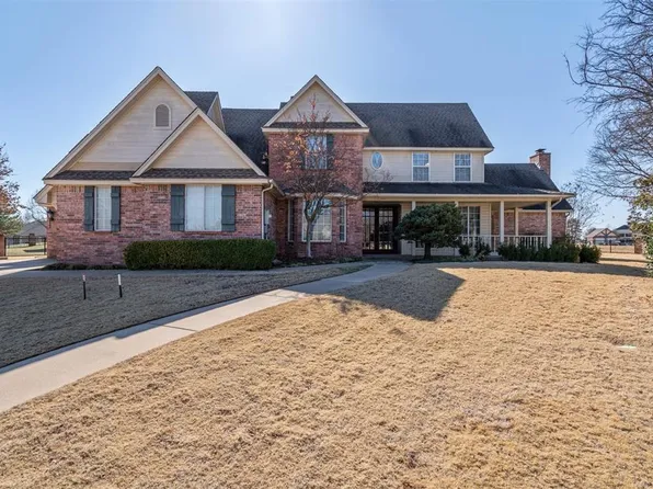 1308 Burnham Ct, Edmond, OK 73025