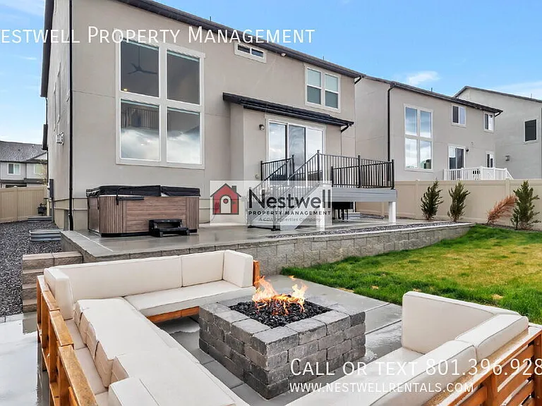 76 N Midland Dr — Photo 25