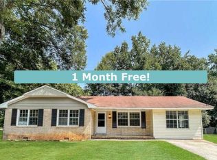 526 Morrow Rd, Forest Park, GA 30297