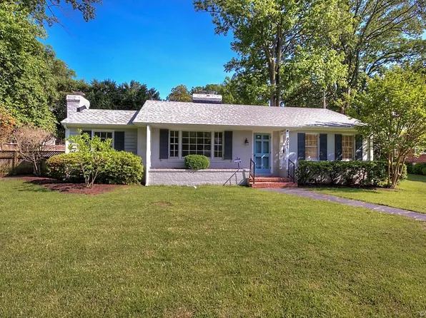 8011 Dunsmore Rd, Henrico, VA 23229