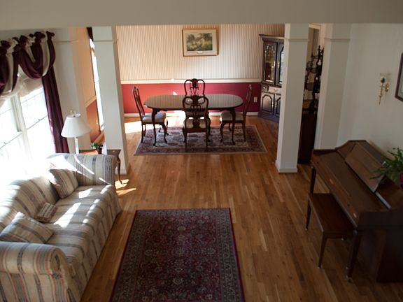 3rd image of 9196 Grace Manor Ct