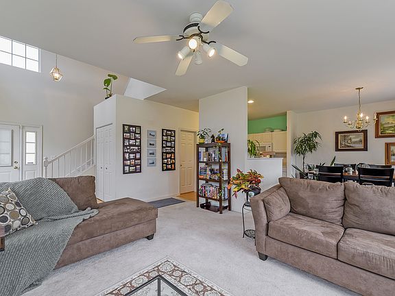 4th image of 2760 McClennan Ct