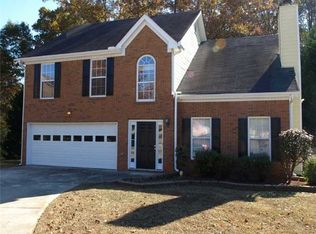 2590 Lindsey Oak Ln, Lawrenceville, GA 30044