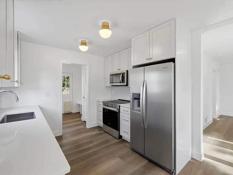 2741 S Jackson St — Photo 19