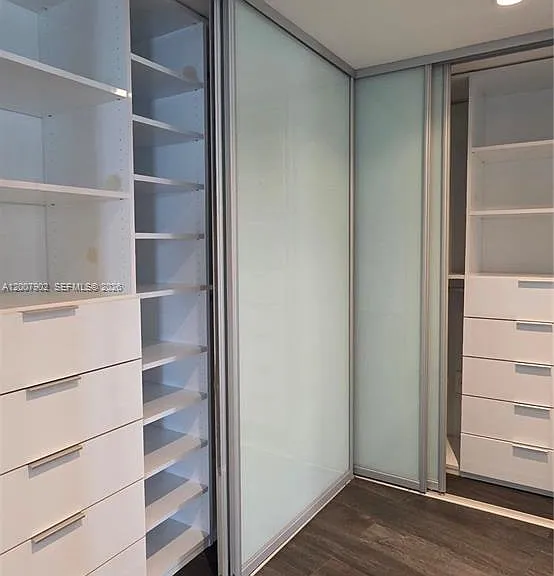 5255 Collins Ave #7G — Photo 21