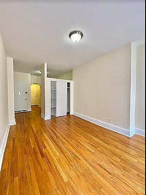 3rd image of 173 Sullivan St APT 3B