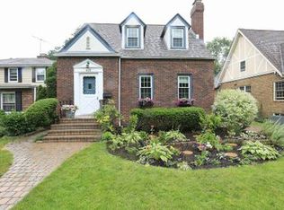419 S Wille St, Mount Prospect, IL 60056