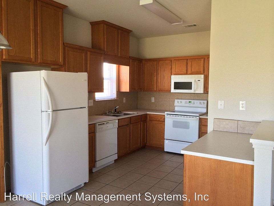 2nd image of 3125 Buckskin Ln