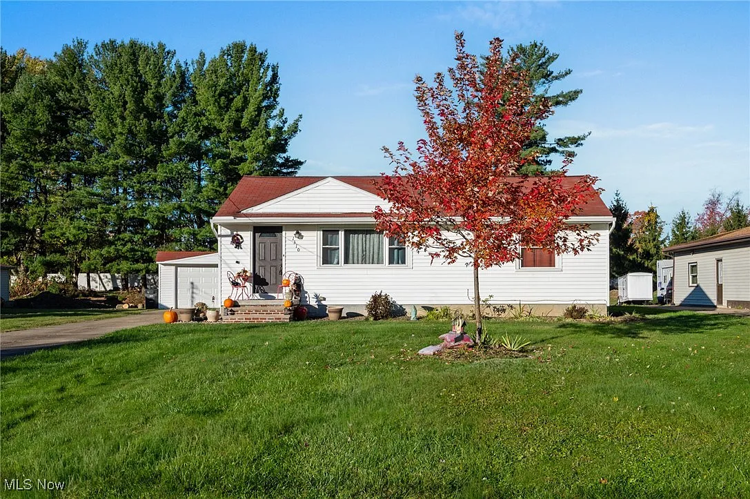 1310 Gary Blvd photo 1