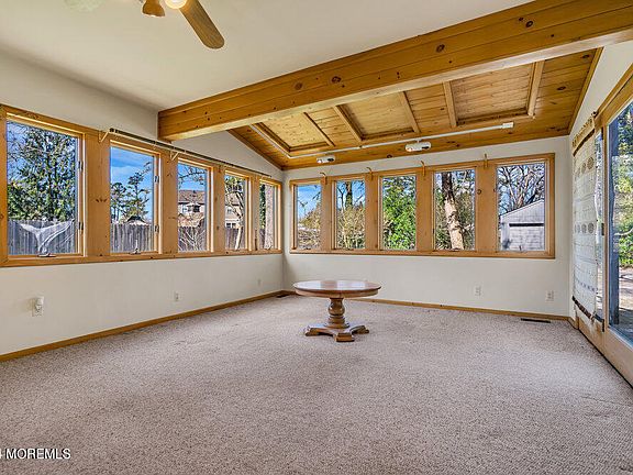 5th image of 38 Mount Vernon Drive
