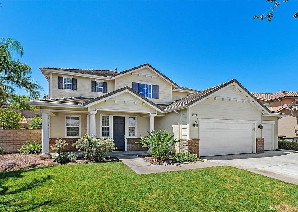1st image of 11303 Apple Canyon Ln